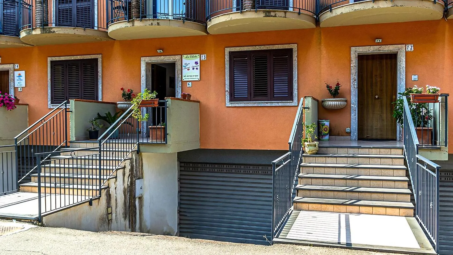 Villa Mari E Amuri Giardini Naxos 0*,  Italy